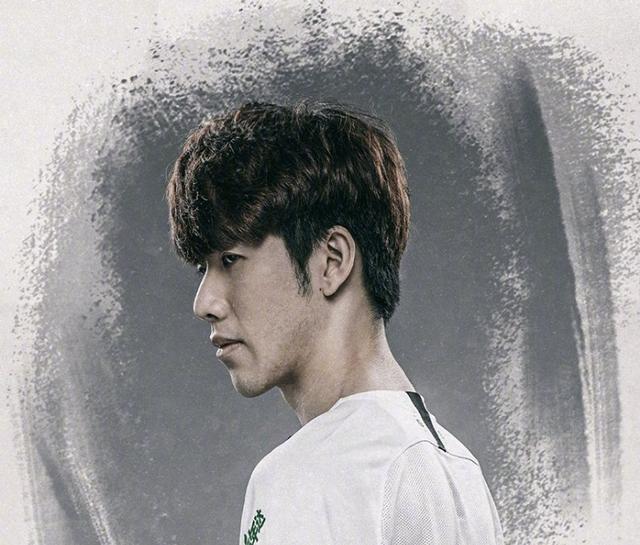 登贝莱却以 登贝莱却以