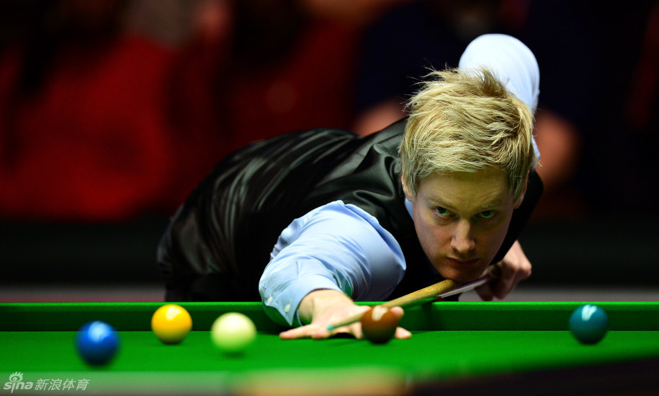 他却与金牌 他却与金牌